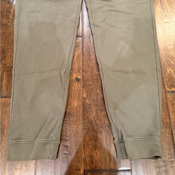 Vince Hotsell Sweatpants Joggers Army Green size Medium - Picture 4 of 9